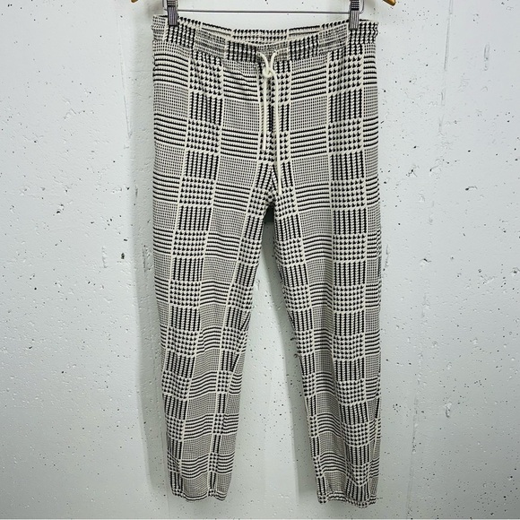 L*Space Women's Size Medium Best I Ever Plaid Sprinter Pants - Picture 2 of 12